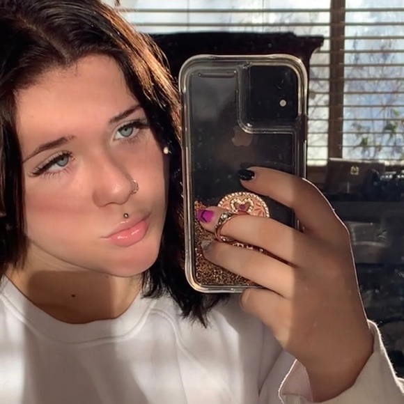 tori_poulsen